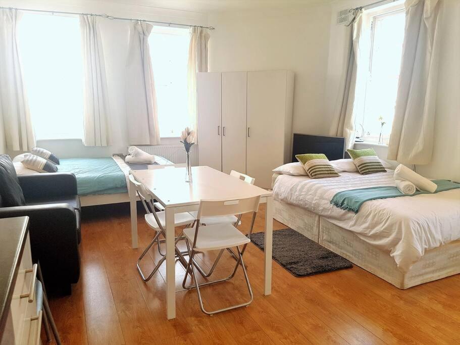 Excellent Studio Flat In Лондон Экстерьер фото